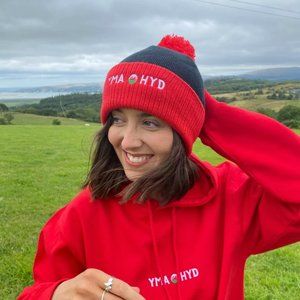 Yma o hyd-BOBBLE- hat